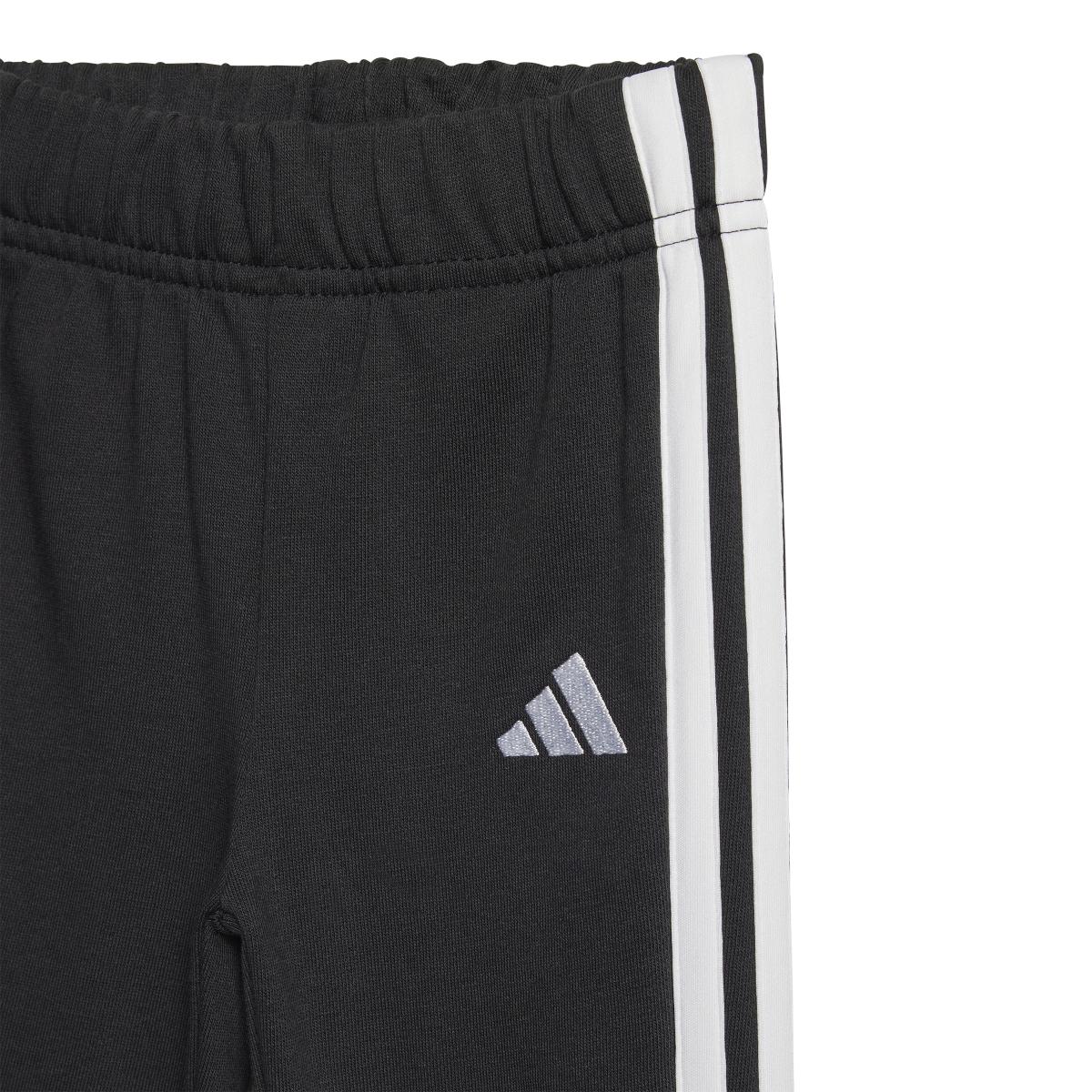 product/a/d/adidas_jd6481_black-white_5.jpg