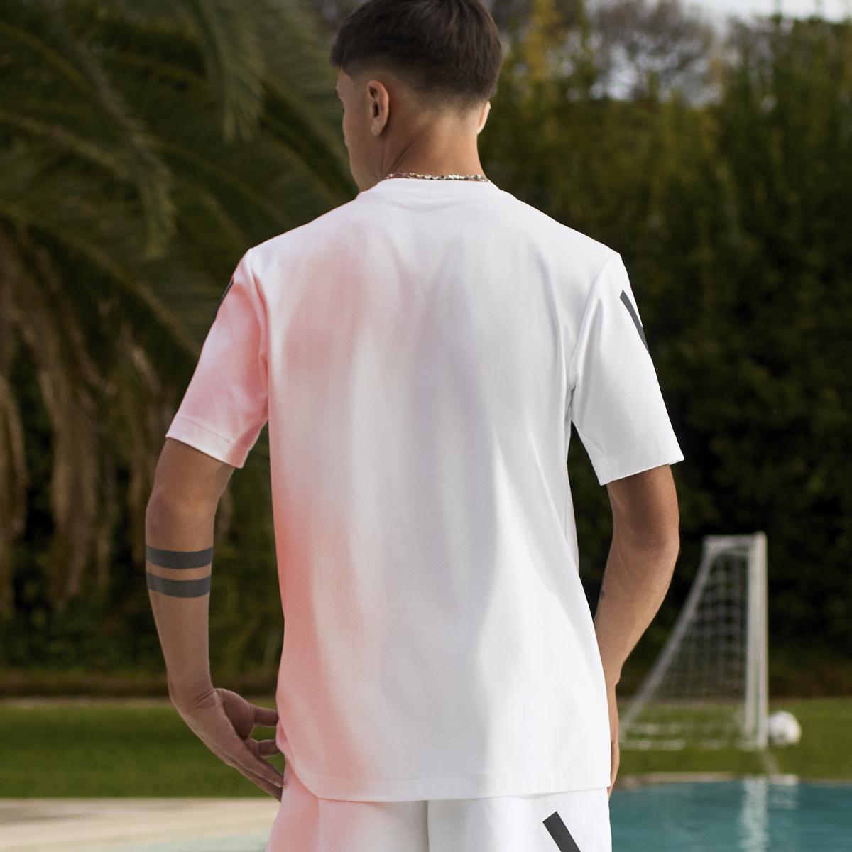 product/a/d/adidas_je3078_13_apparel_photography_heromrktng_view_3.jpg