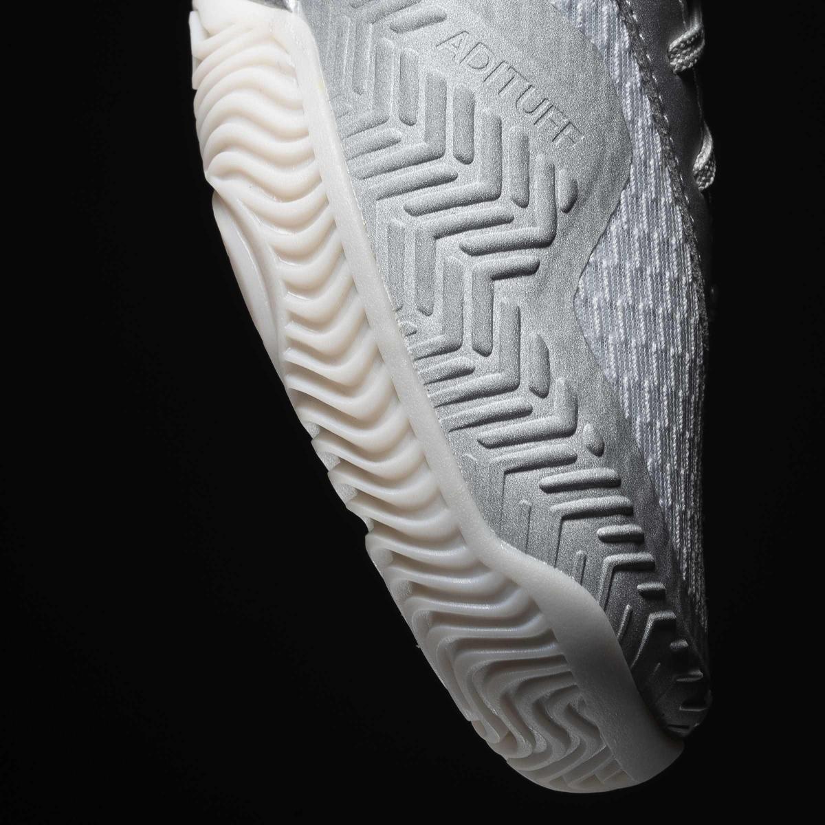 product/a/d/adidas_jh5128_16_footwear_photography_heromrktng_view_3-nw091625.jpg