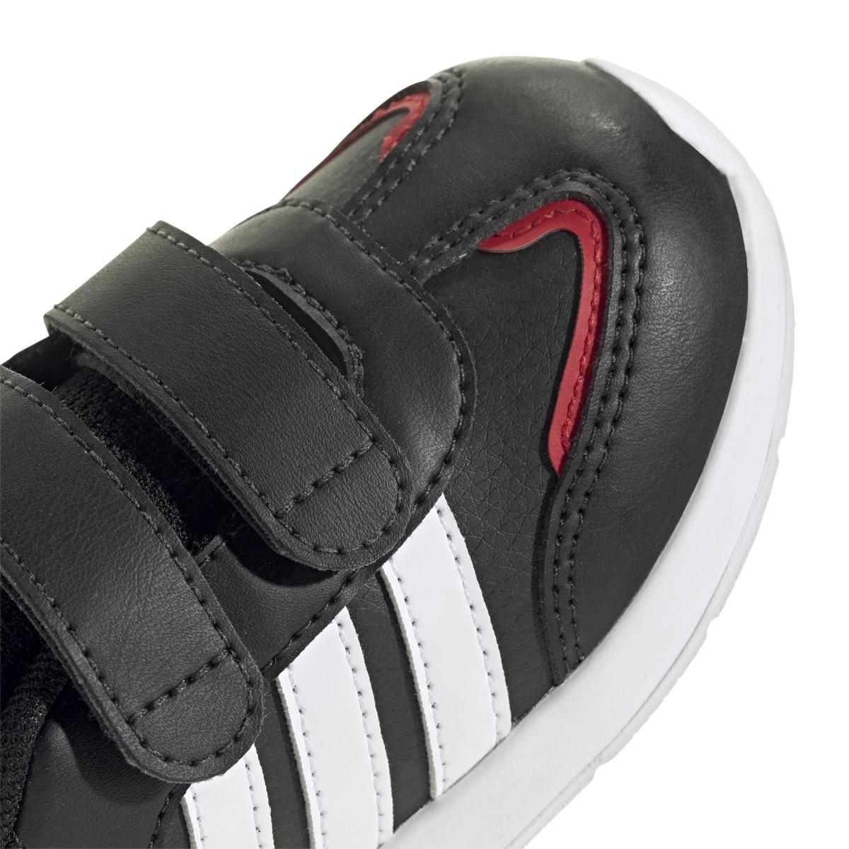 product/a/d/adidas_jh8658_8_footwear_photography_detail_view_1_white.jpg