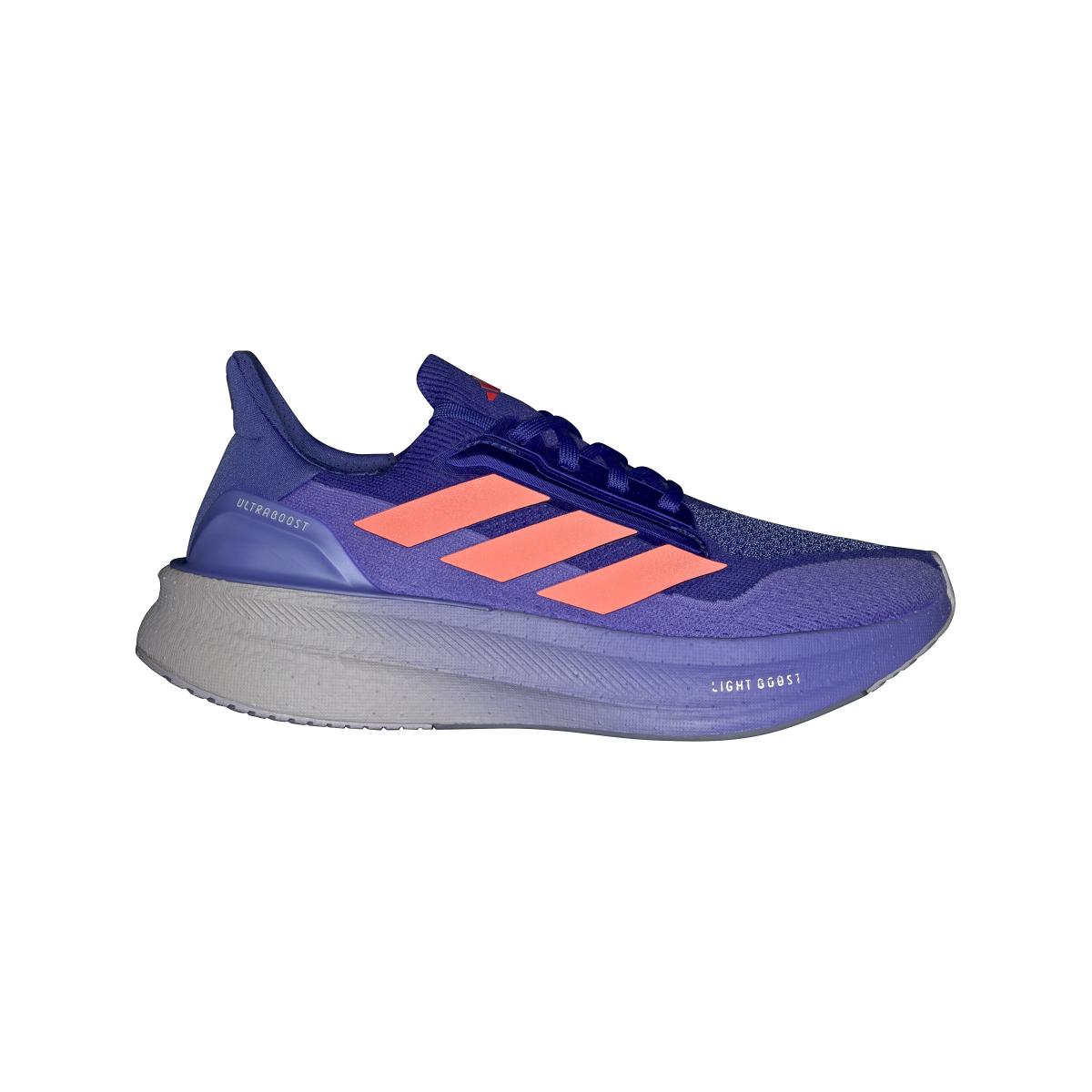product/a/d/adidas_jh9046_12_footwear_photography_beauty_view_white-nw091625.jpg