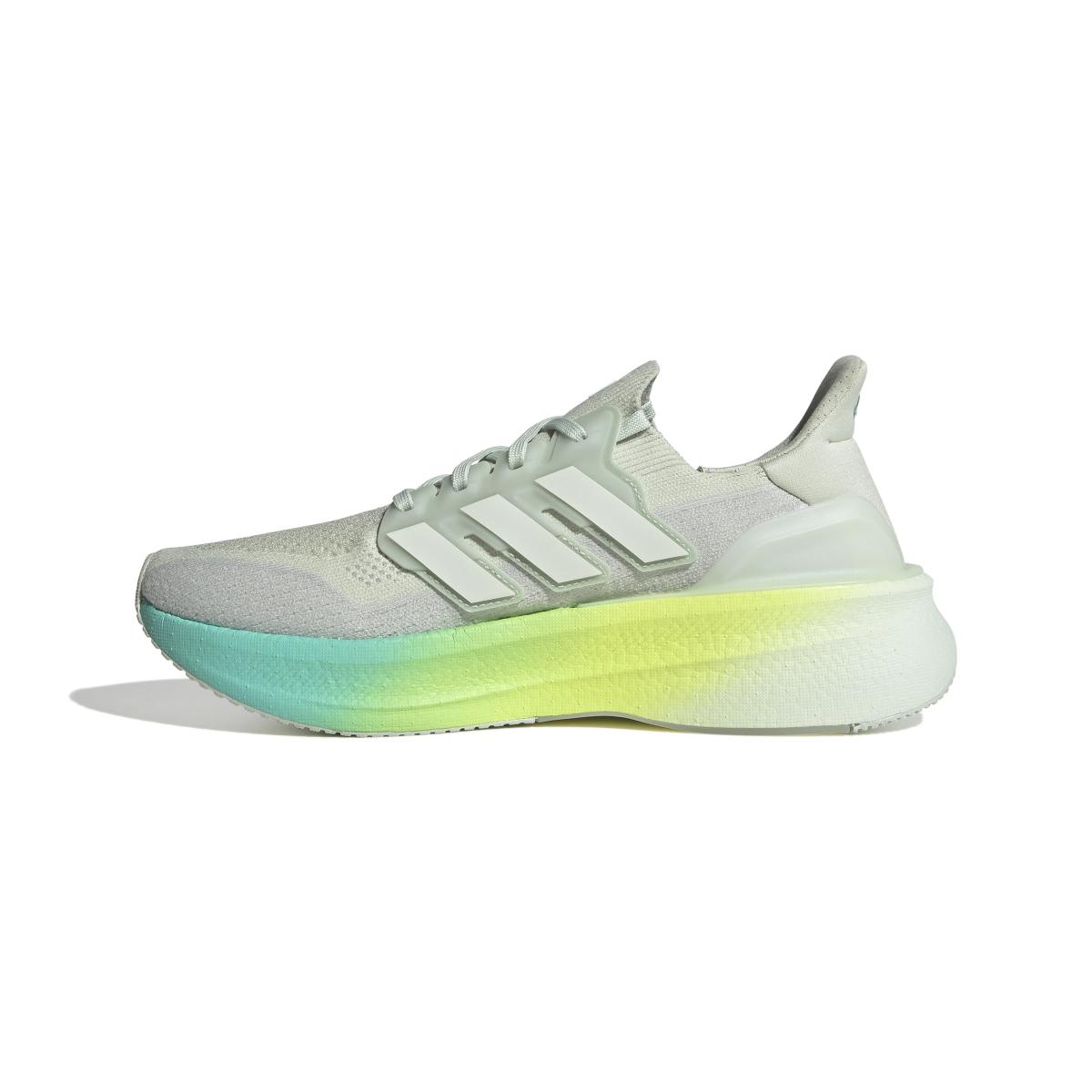 product/a/d/adidas_jh9068_5_footwear_photography_side_medial_center_view_white-nw091625.jpg