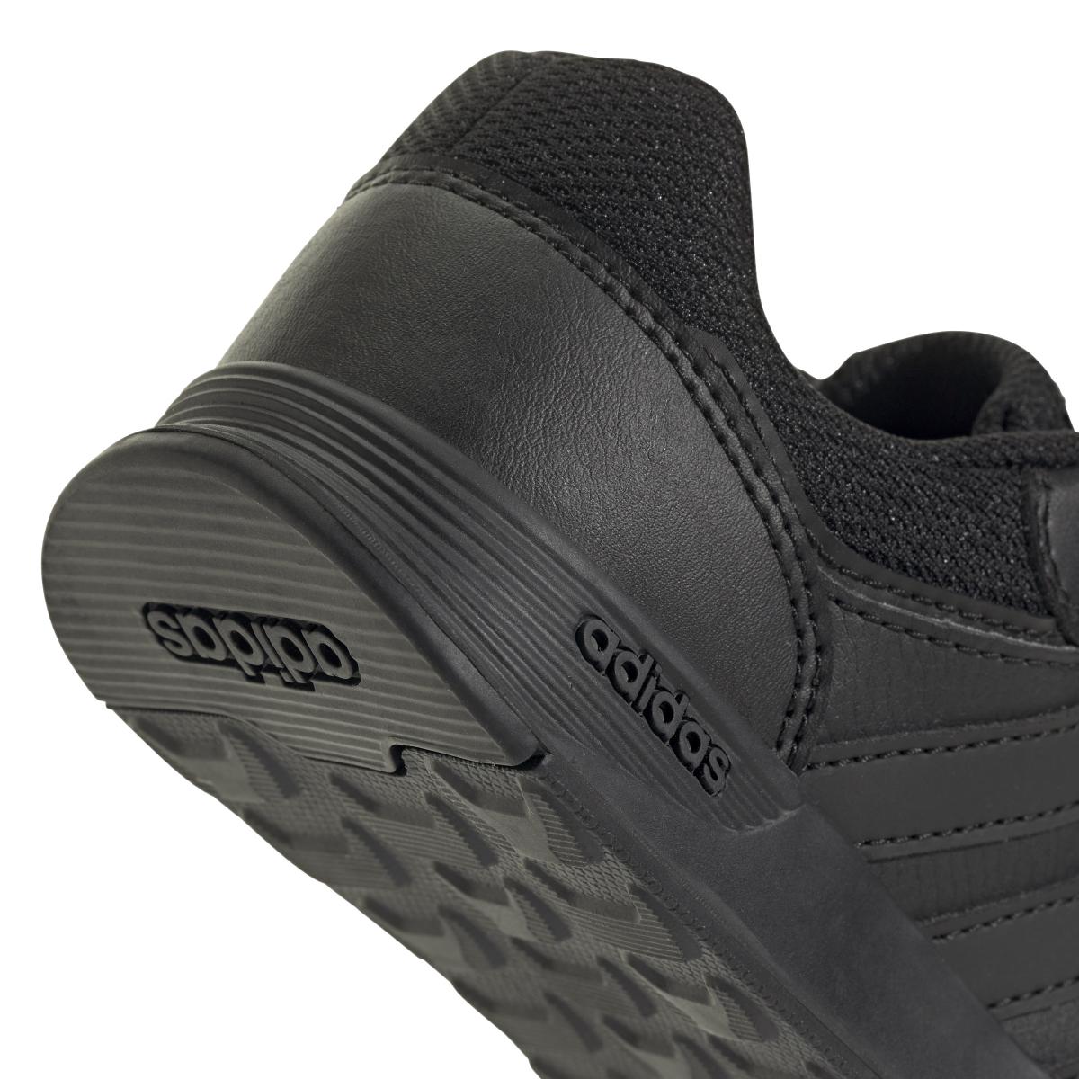 product/a/d/adidas_jh9242_9_footwear_photography_detail_view_2_white.jpg