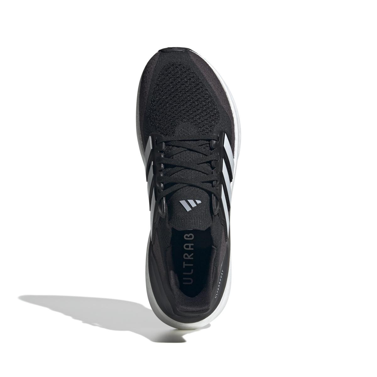 product/a/d/adidas_jh9633_3_footwear_photography_top_portrait_view_white.jpg