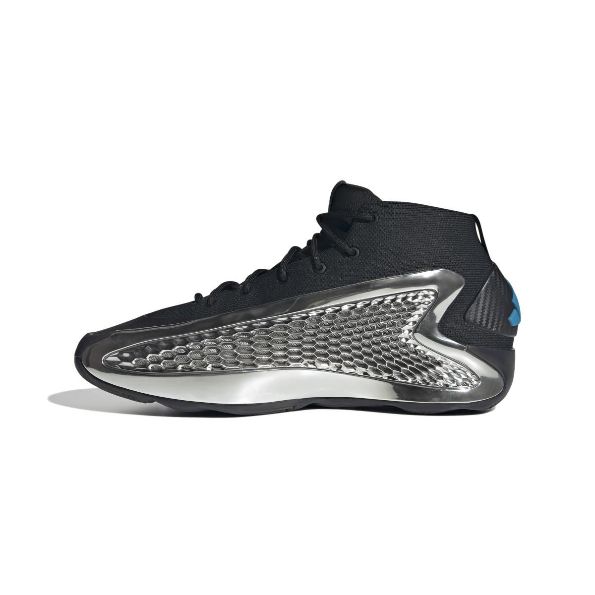 product/a/d/adidas_ji0424_5_footwear_photography_side_medial_center_view_white-nw091625.jpg