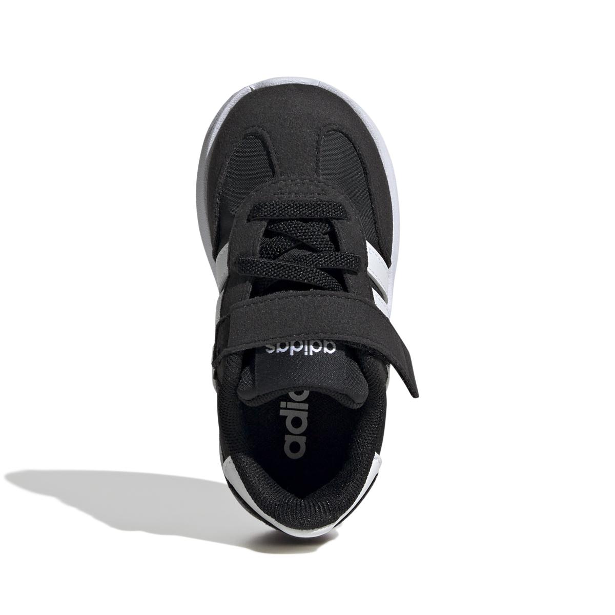 product/a/d/adidas_ji2270_3_footwear_photography_top_portrait_view_white.jpg