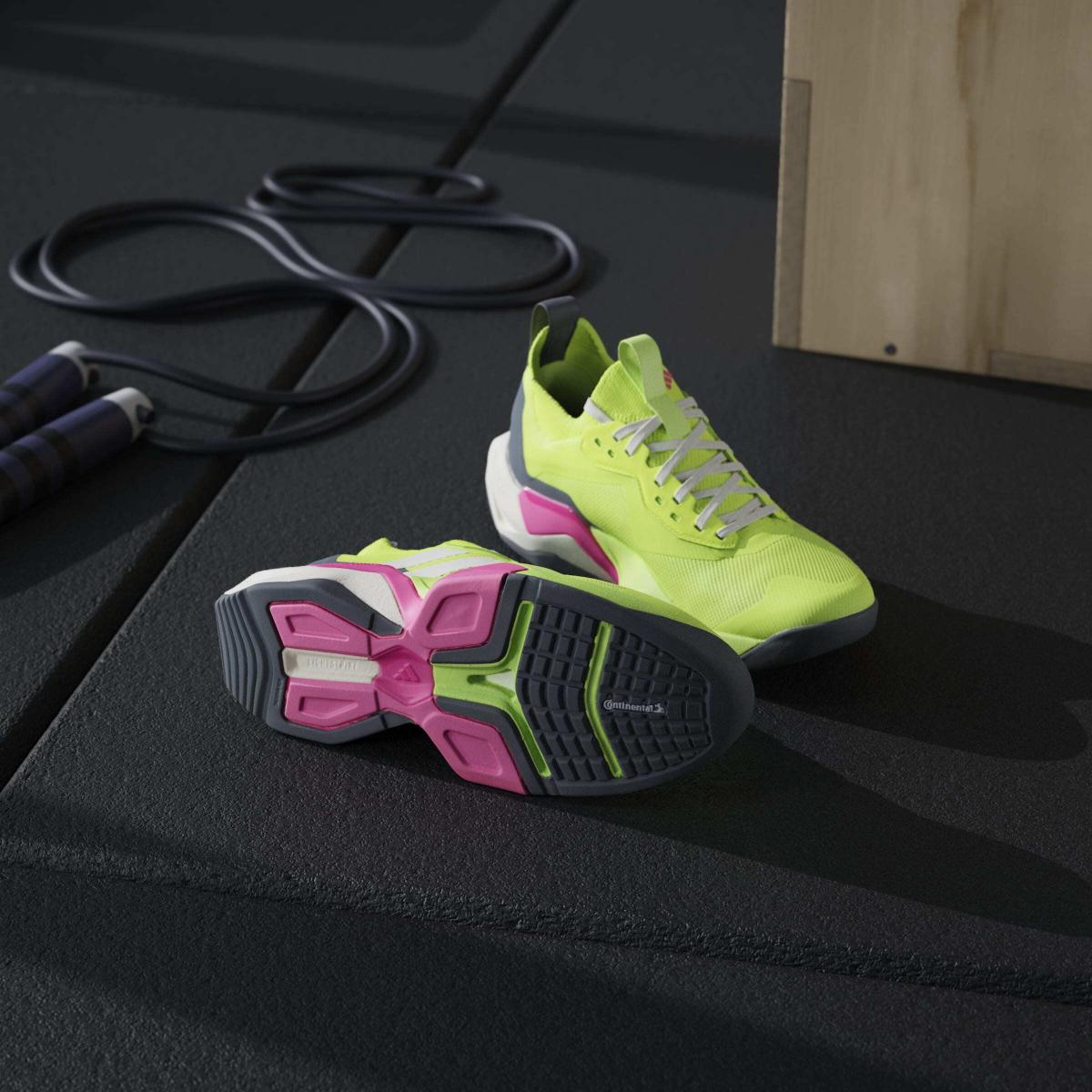 product/a/d/adidas_ji3904_17_footwear_photography_heromrktng_view_4-nw091625.jpg