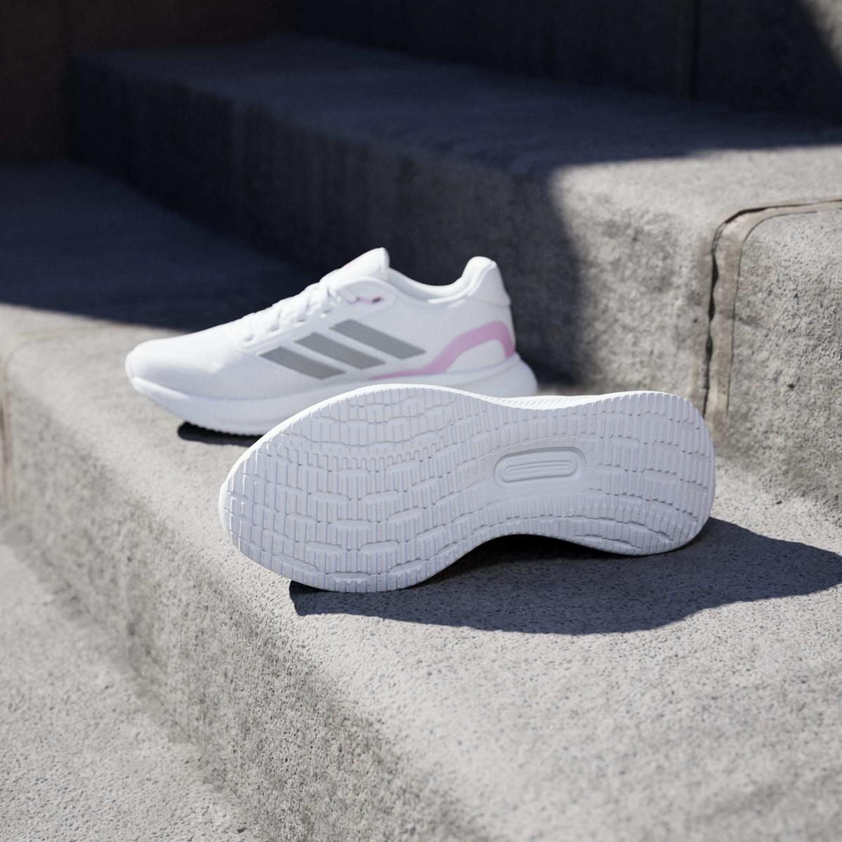 product/a/d/adidas_ji3981_16_footwear_photography_heromrktng_view_4-nw091625.jpg