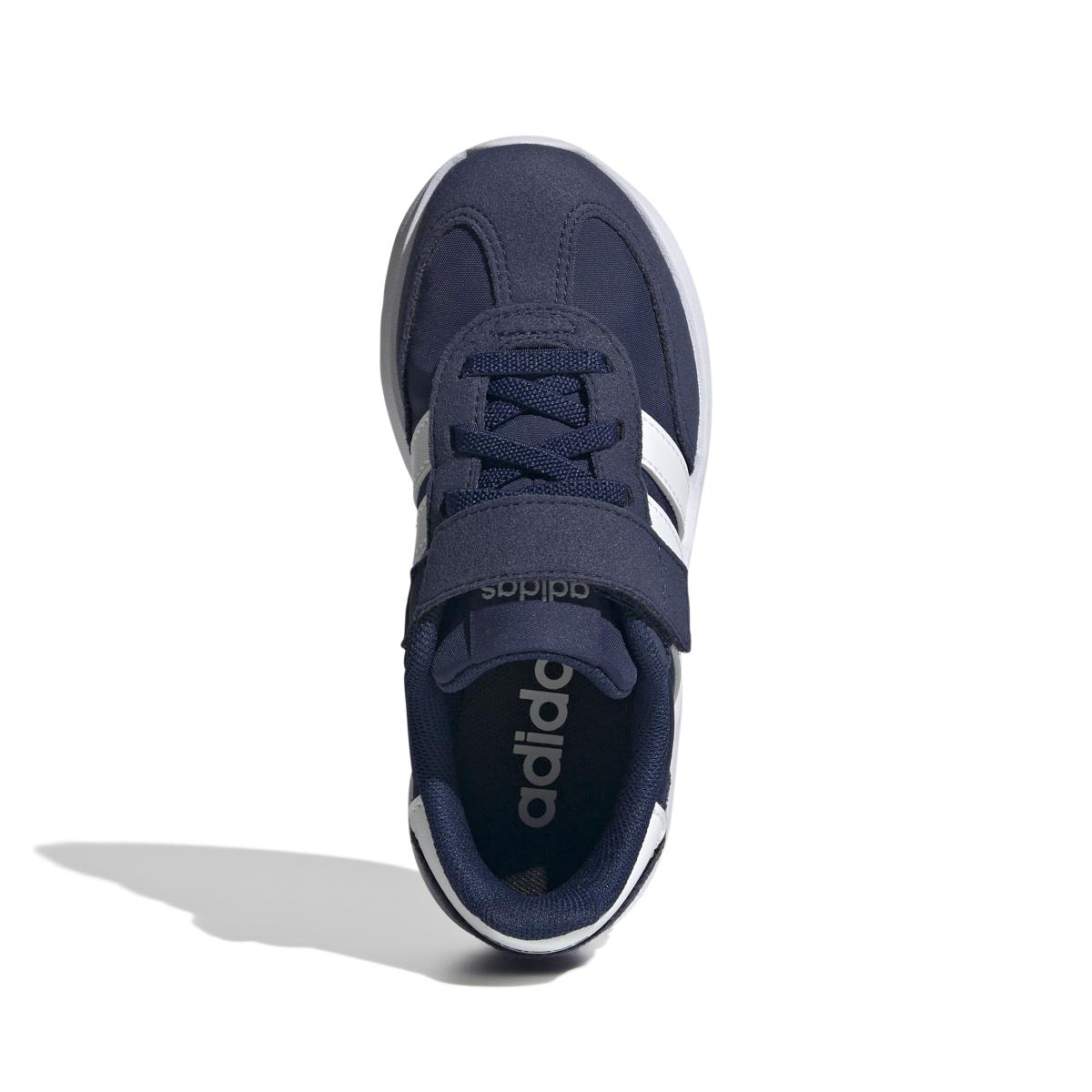 product/a/d/adidas_ji4687_3_footwear_photography_top_portrait_view_white.jpg