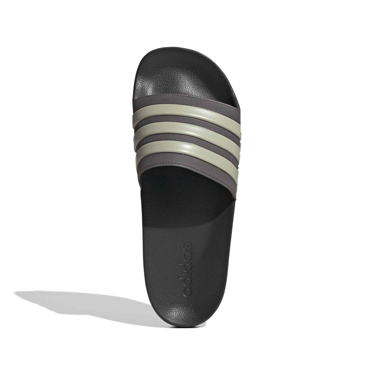product/a/d/adidas_ji4761_3_footwear_photography_top_portrait_view_white-nw091625.jpg