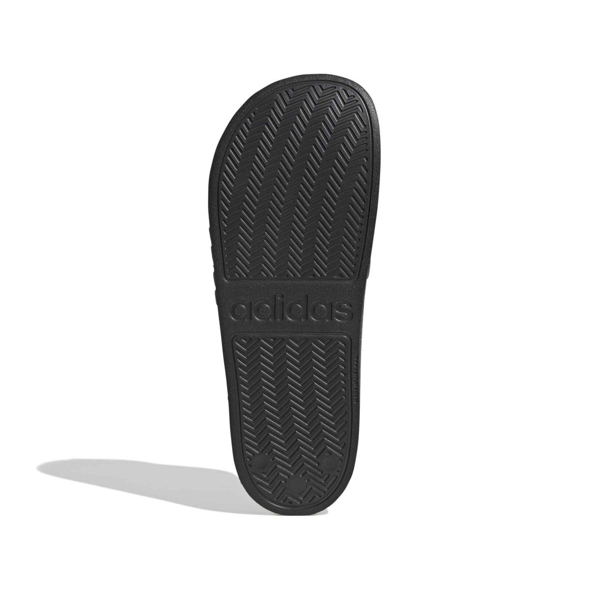 product/a/d/adidas_ji4761_4_footwear_photography_bottom_view_white-nw091625.jpg