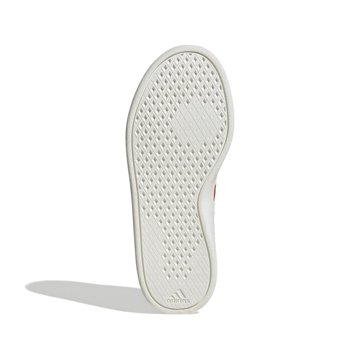product/a/d/adidas_ji4860_4_footwear_photography_bottom_view_white-nw091625.jpg