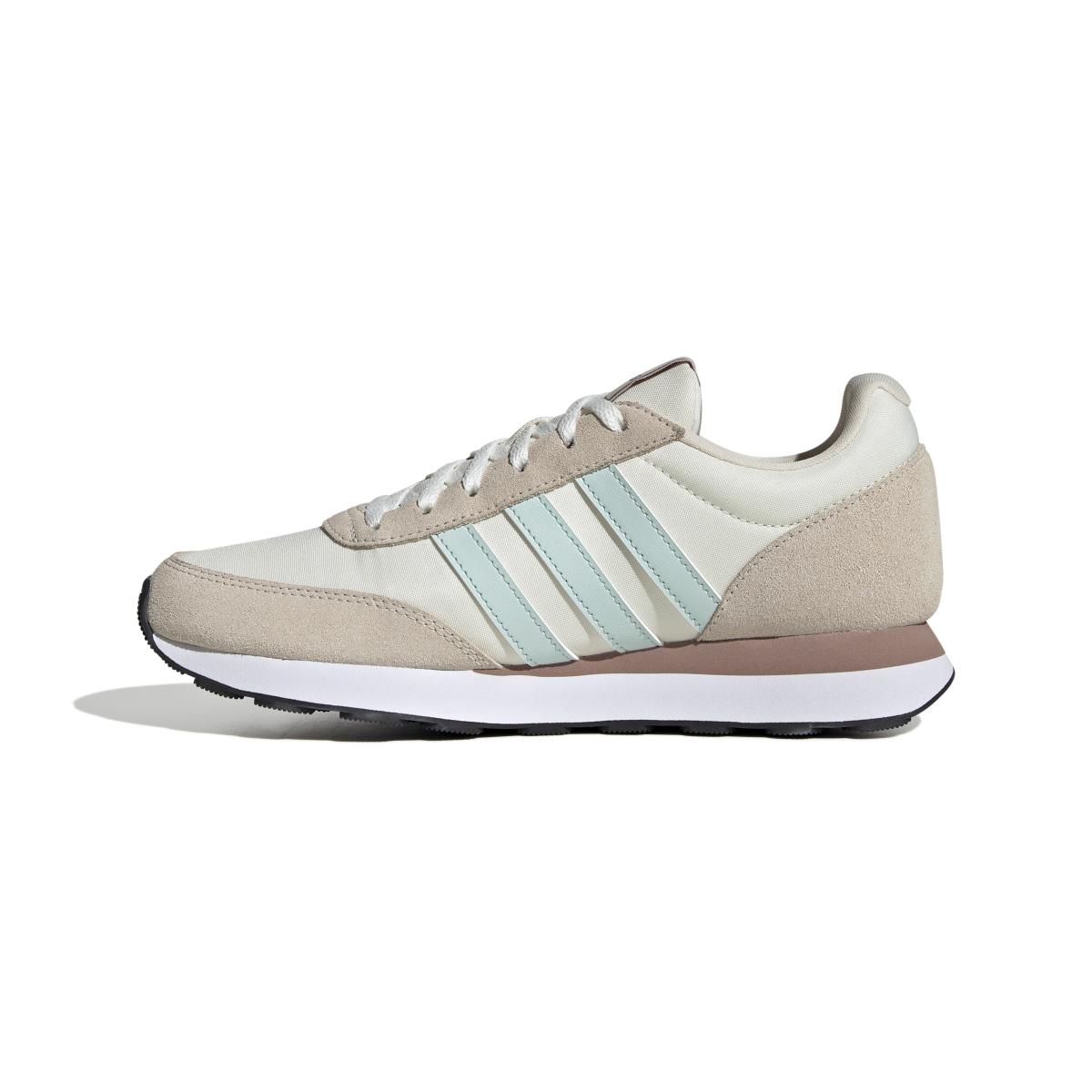 product/a/d/adidas_ji4989_5_footwear_photography_side_medial_center_view_white.jpg