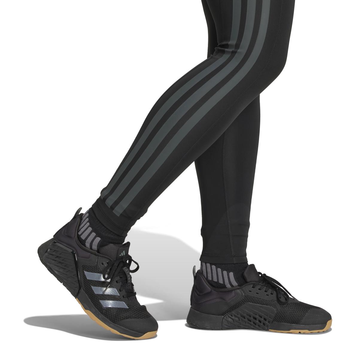 product/a/d/adidas_ji8762_7_apparel_on_model_detail_view_2_white.jpg