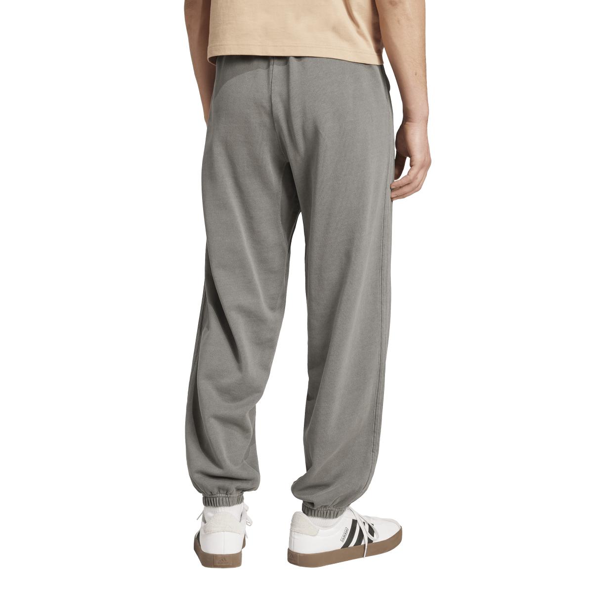 product/a/d/adidas_jl6524_black_3.jpg