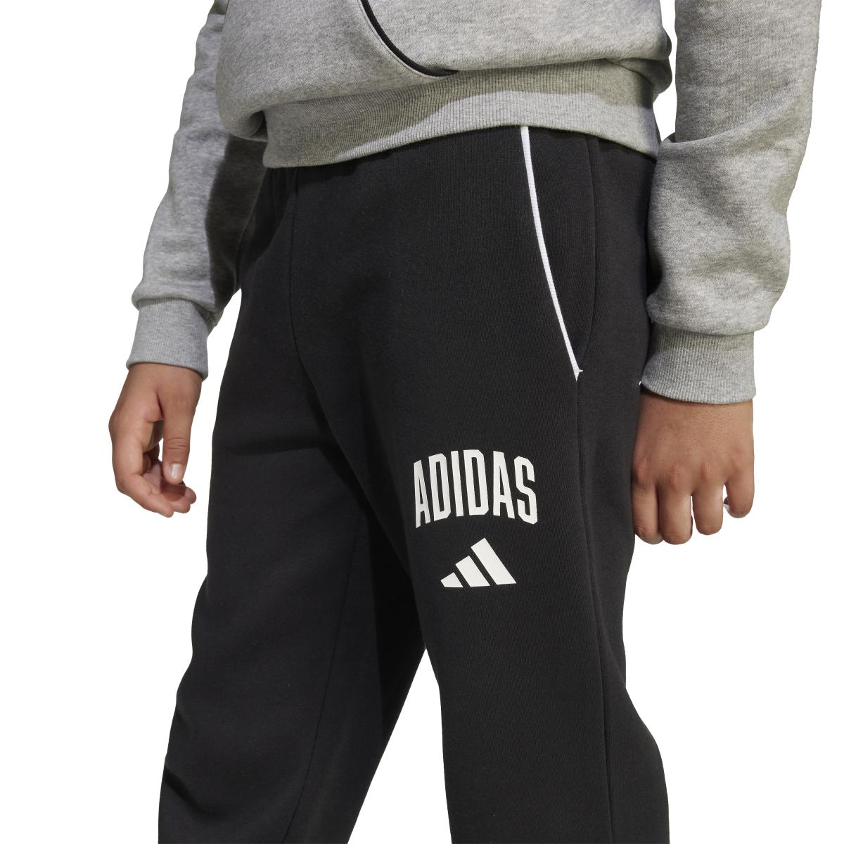 product/a/d/adidas_jm1538_black-white_5.jpg