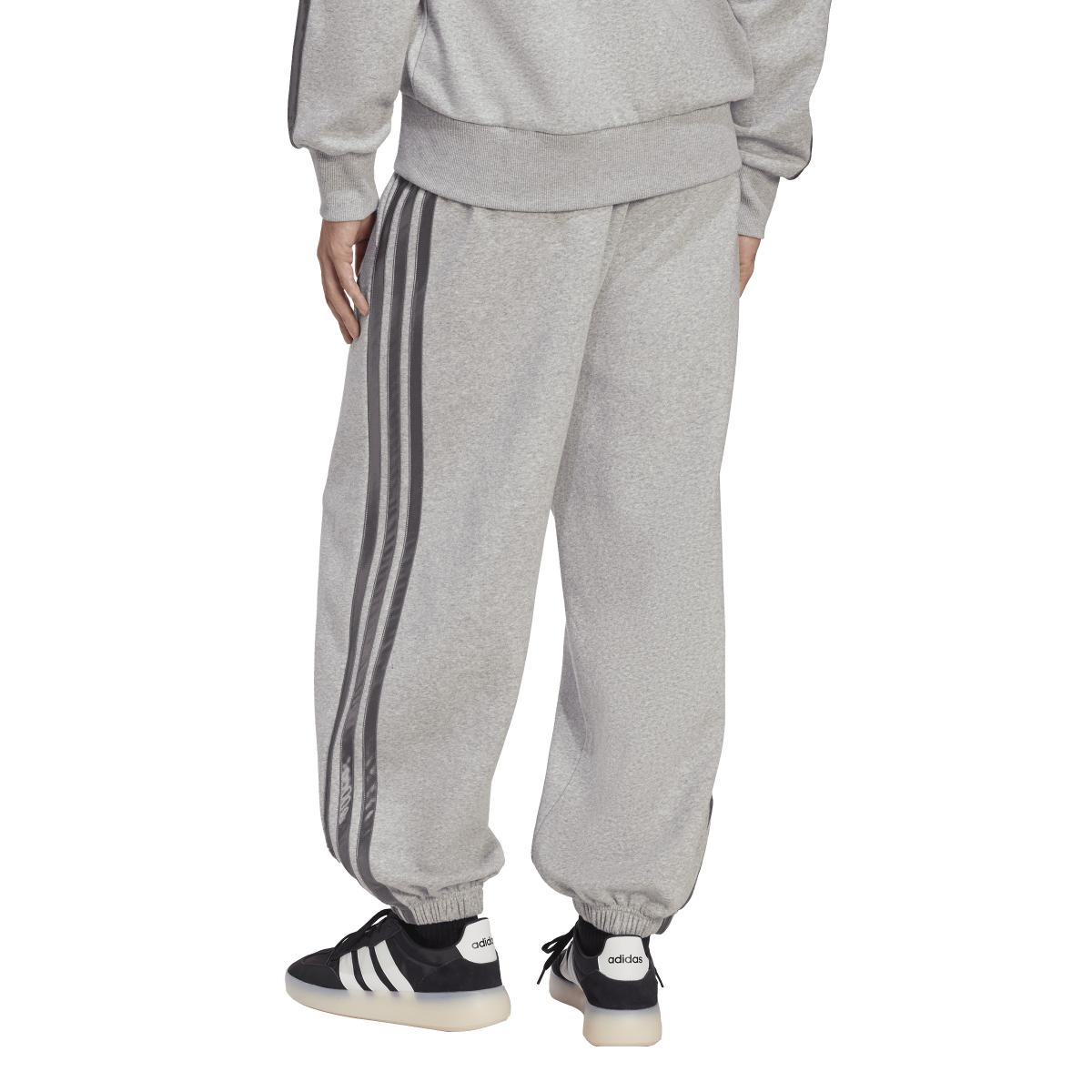 product/a/d/adidas_jm1704_mgreyh_3.jpg