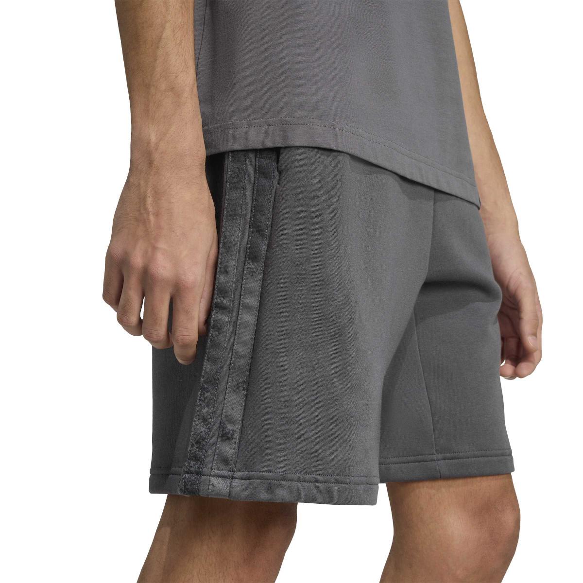 product/a/d/adidas_jm1719_5_apparel_on_model_detail_view_1_white.jpg
