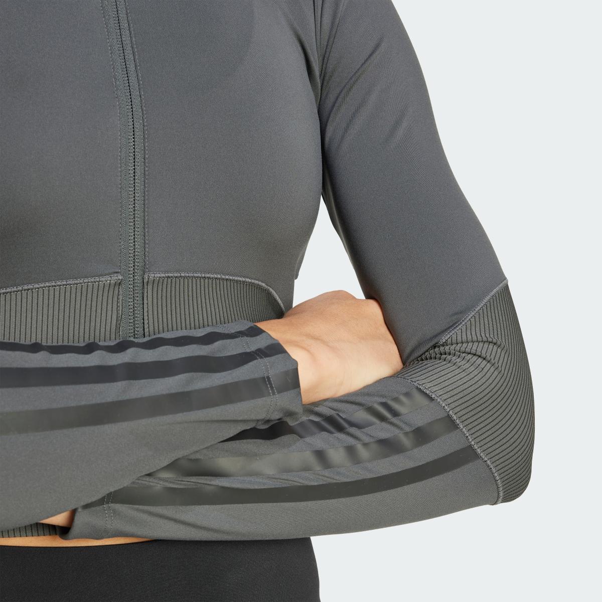 product/a/d/adidas_jn2656_grey-six-black_6.jpg