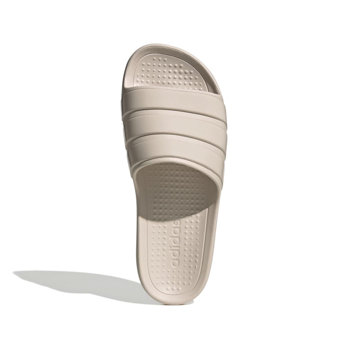 product/a/d/adidas_jp5684_3_footwear_photography_top_portrait_view_white-nw091625.jpg