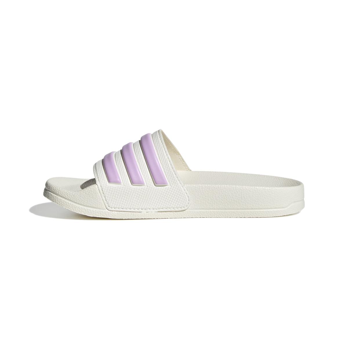 product/a/d/adidas_jp5784_5_footwear_photography_side_medial_center_view_white-nw091625.jpg