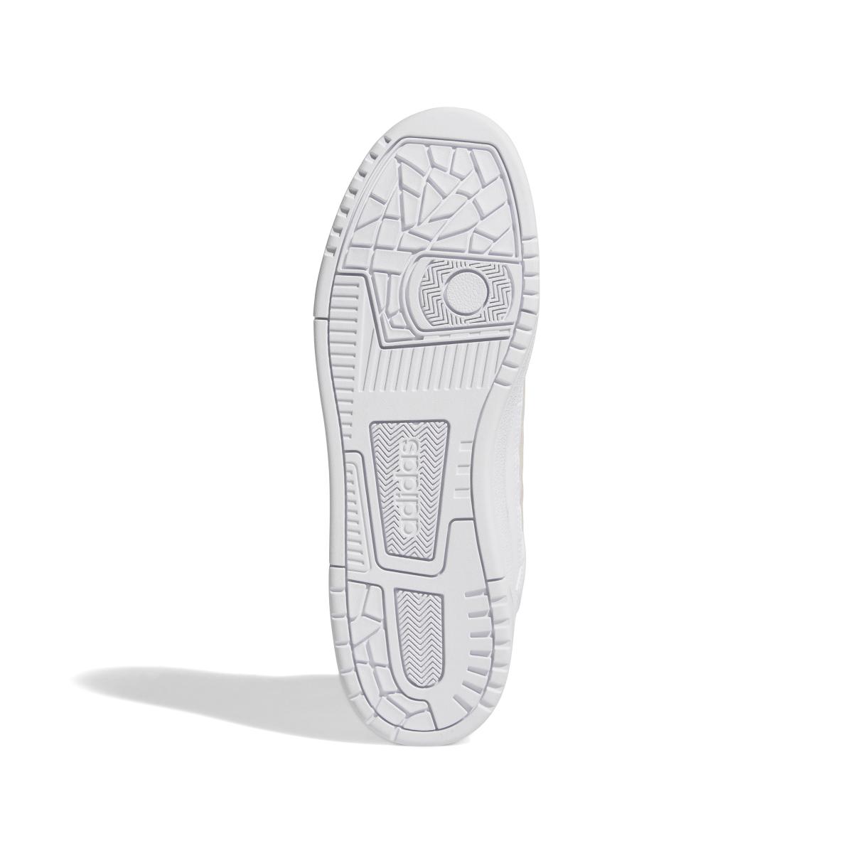 product/a/d/adidas_jp5864_4_footwear_photography_bottom_view_white-nw110824.jpg