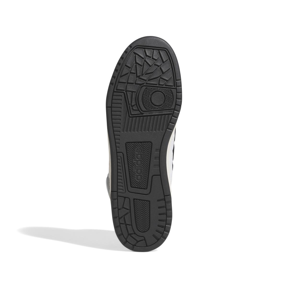 product/a/d/adidas_jp5866_4_footwear_photography_bottom_view_white-nw110824.jpg