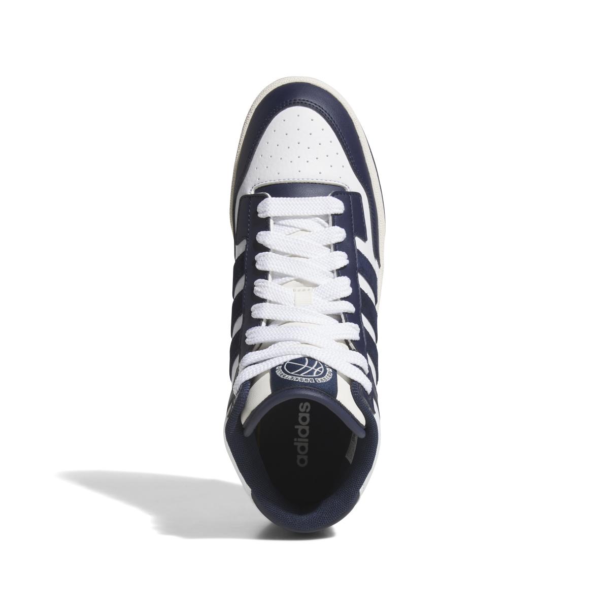 product/a/d/adidas_jp5867_3_footwear_photography_top_portrait_view_white-nw110824.jpg