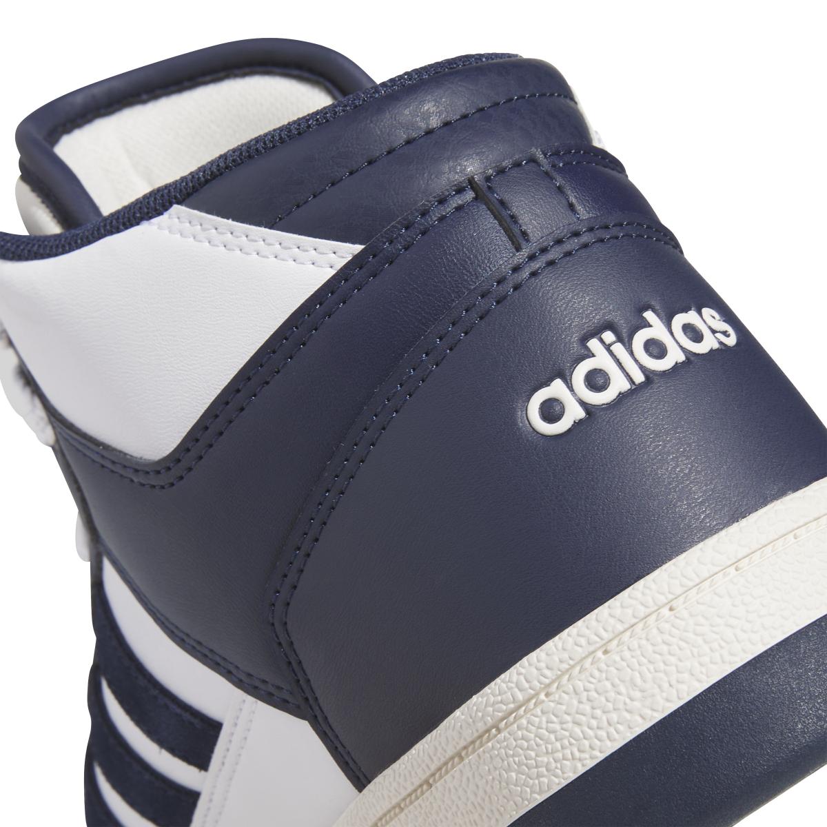 product/a/d/adidas_jp5867_9_footwear_photography_detail_view_2_white-nw110824.jpg