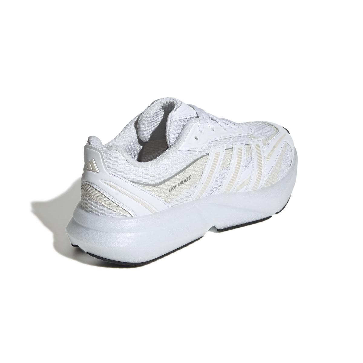 product/a/d/adidas_jp6292_7_footwear_photography_back_lateral_top_view_white-nw091625.jpg