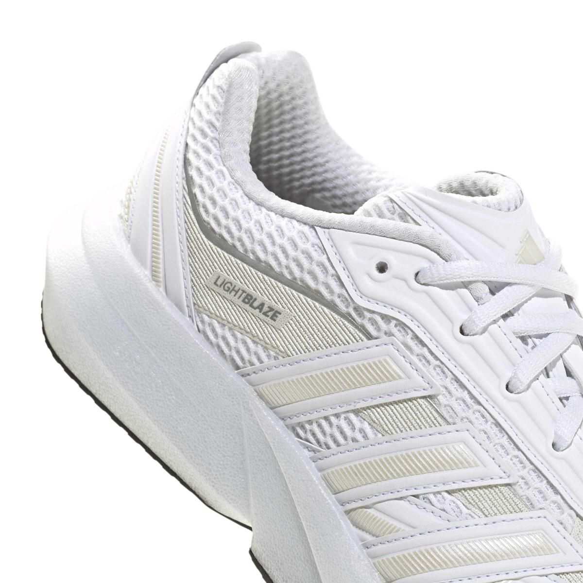 product/a/d/adidas_jp6292_8_footwear_photography_detail_view_1_white-nw091625.jpg