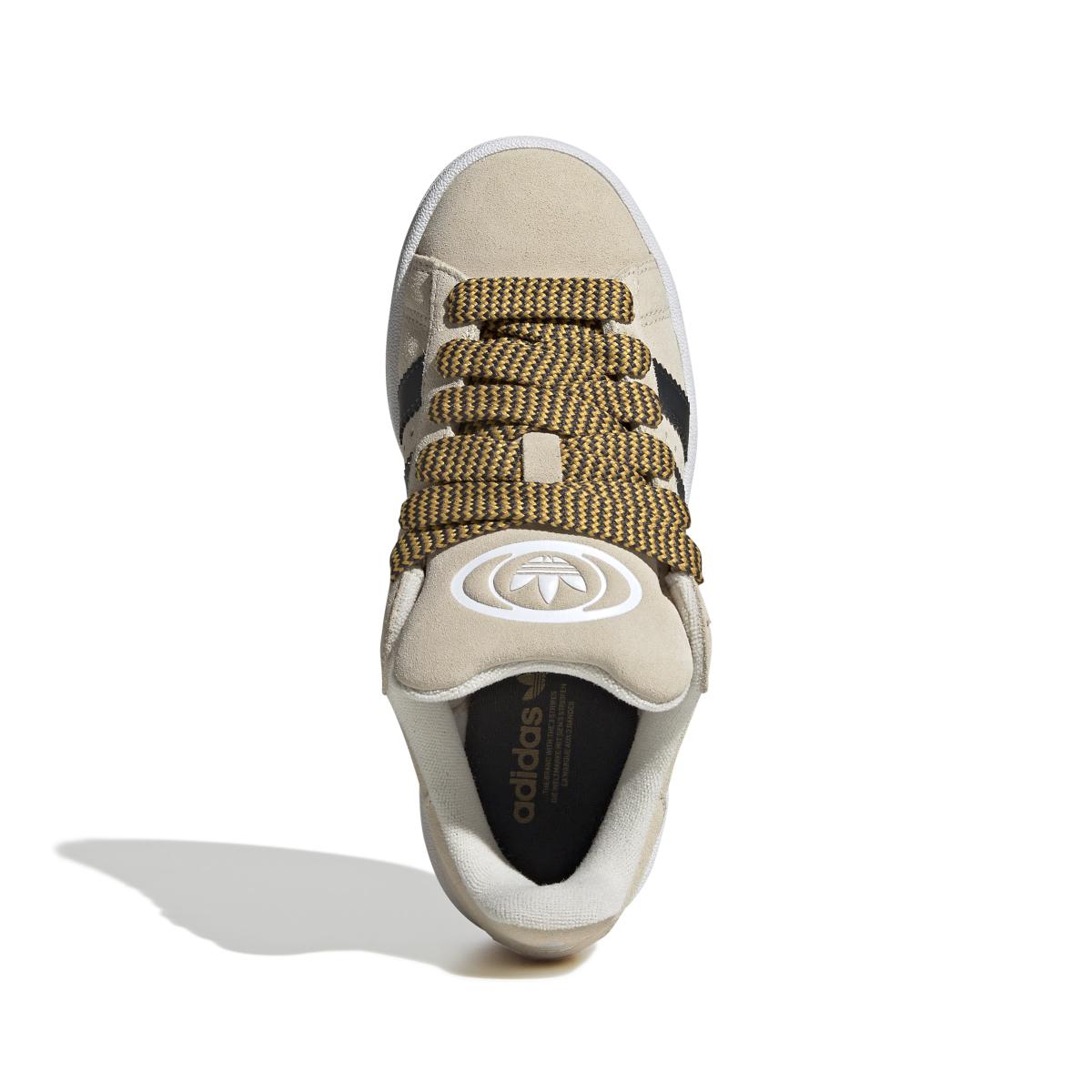 product/a/d/adidas_jp7623_3_footwear_photography_top_portrait_view_white.jpg