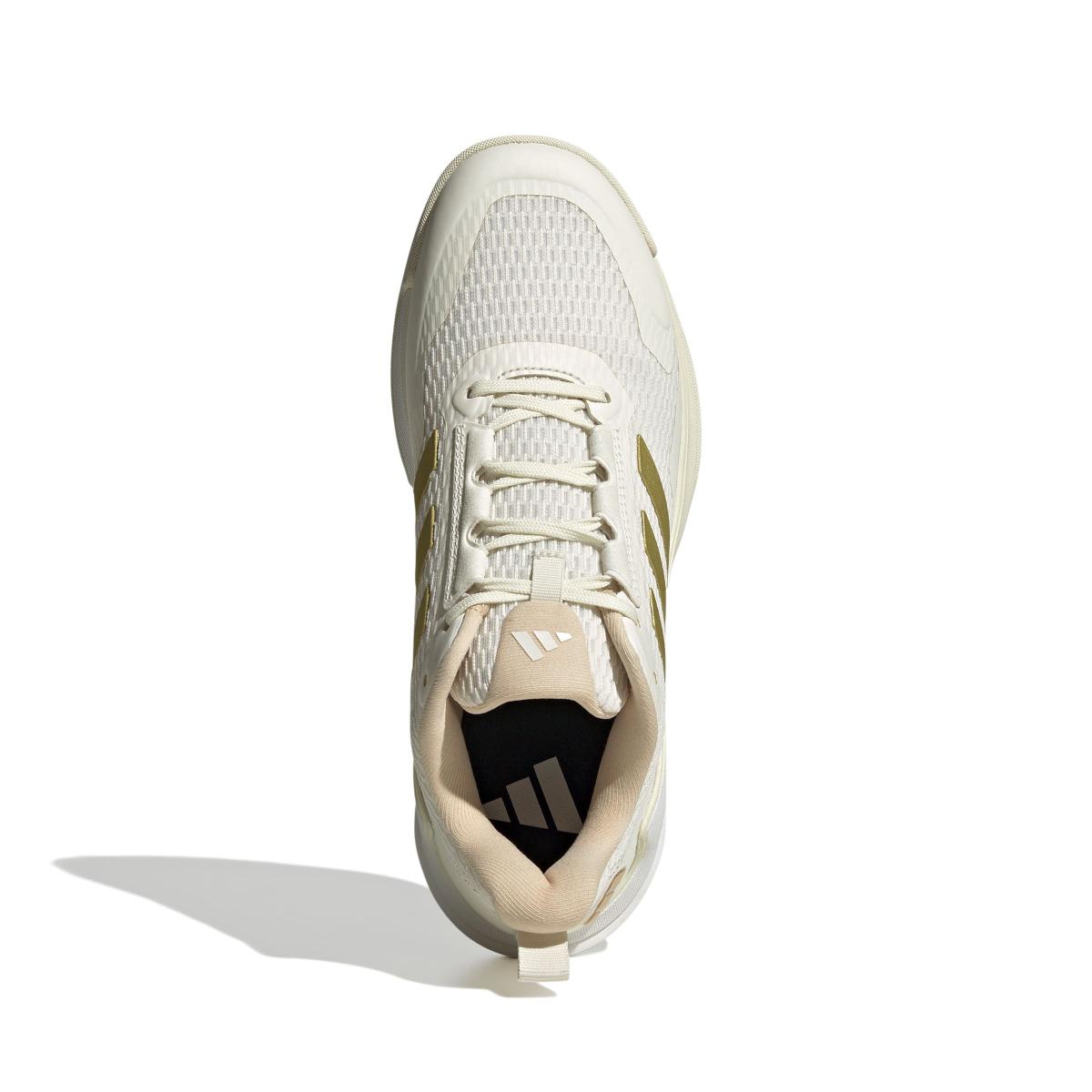 product/a/d/adidas_jp9762_3_footwear_photography_top_portrait_view_white.jpg