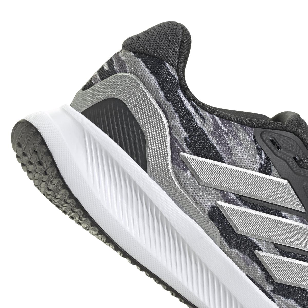 product/a/d/adidas_jq2172_9_footwear_photography_detail_view_2_white-nw091625.jpg