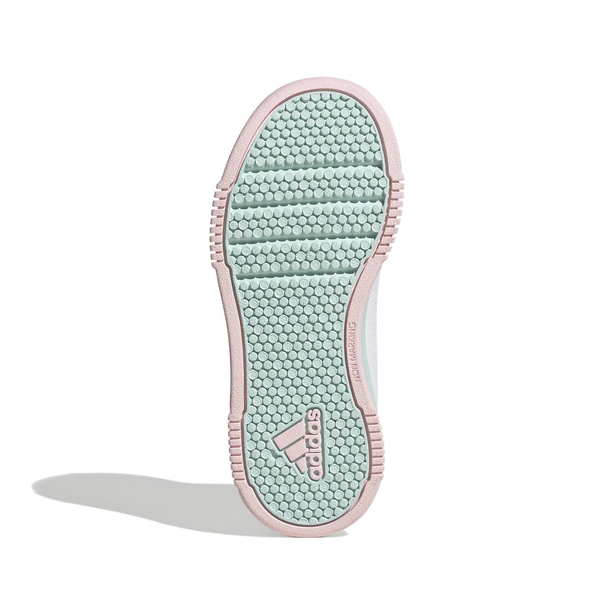 product/a/d/adidas_jq2872_4_footwear_photography_bottom_view_white-nw091625.jpg