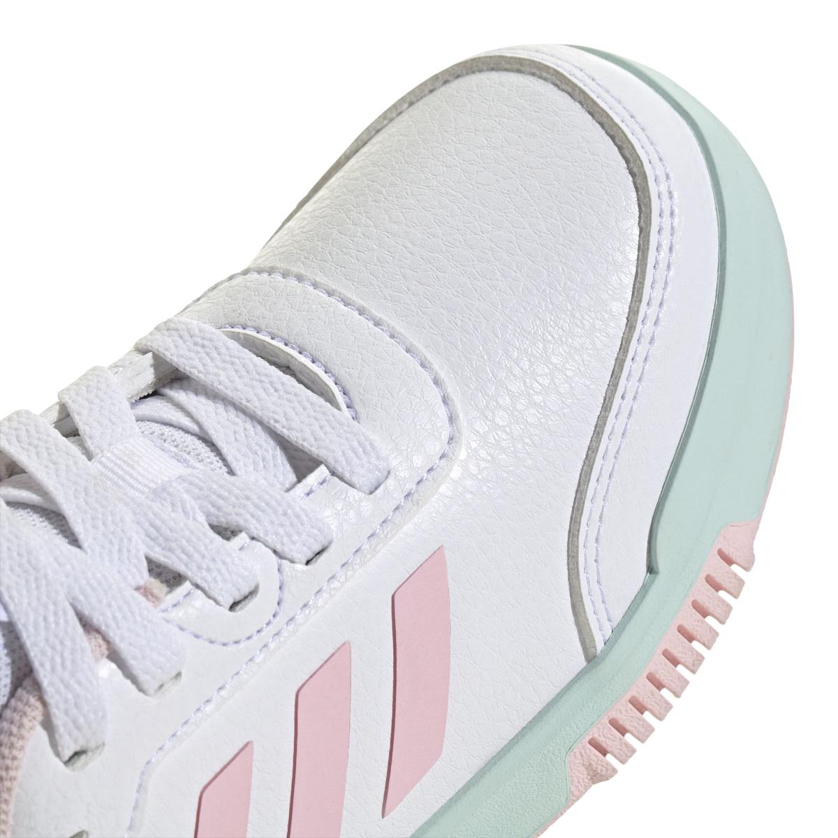 product/a/d/adidas_jq2872_9_footwear_photography_detail_view_2_white-nw091625.jpg