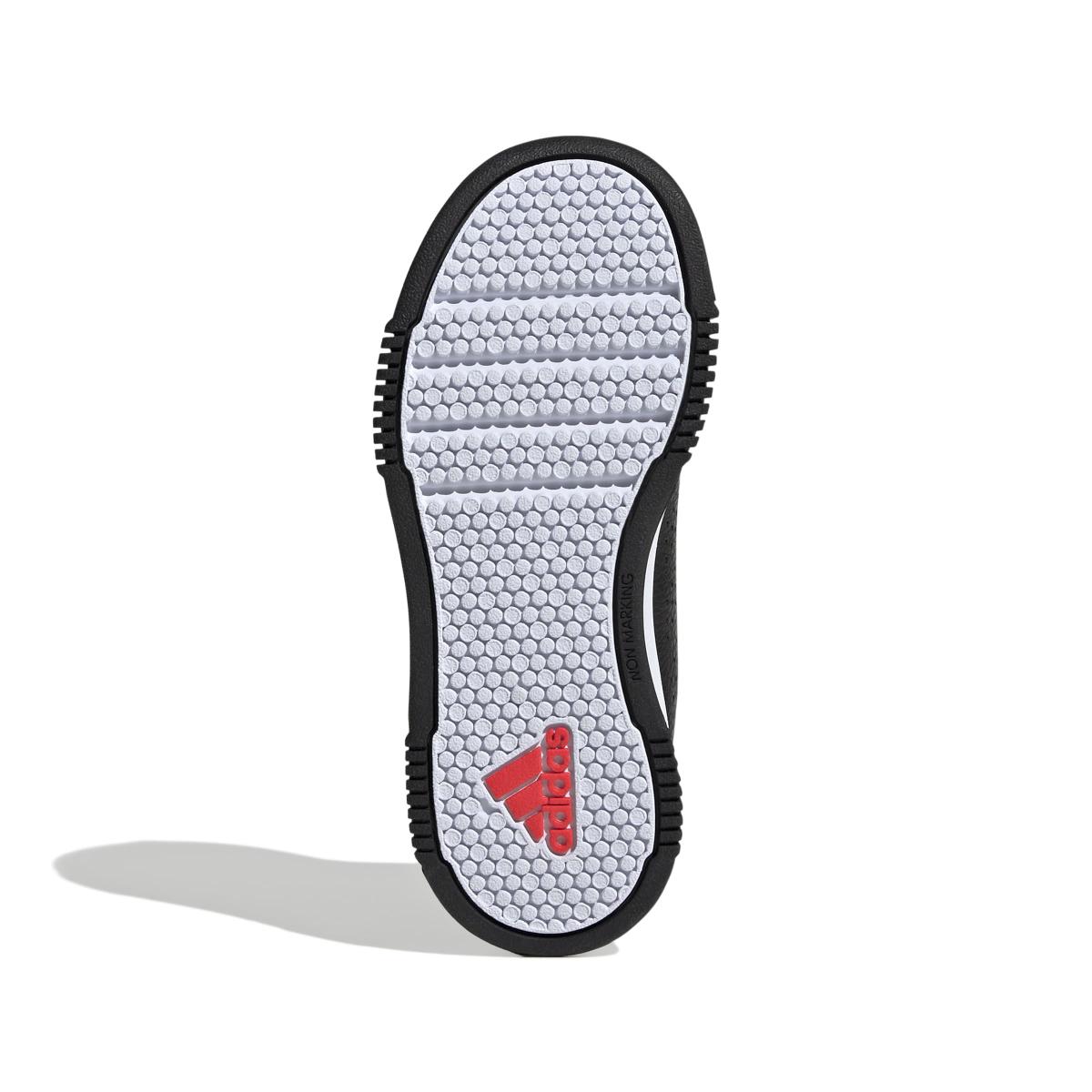 product/a/d/adidas_jq2873_4_footwear_photography_bottom_view_white-nw091625.jpg