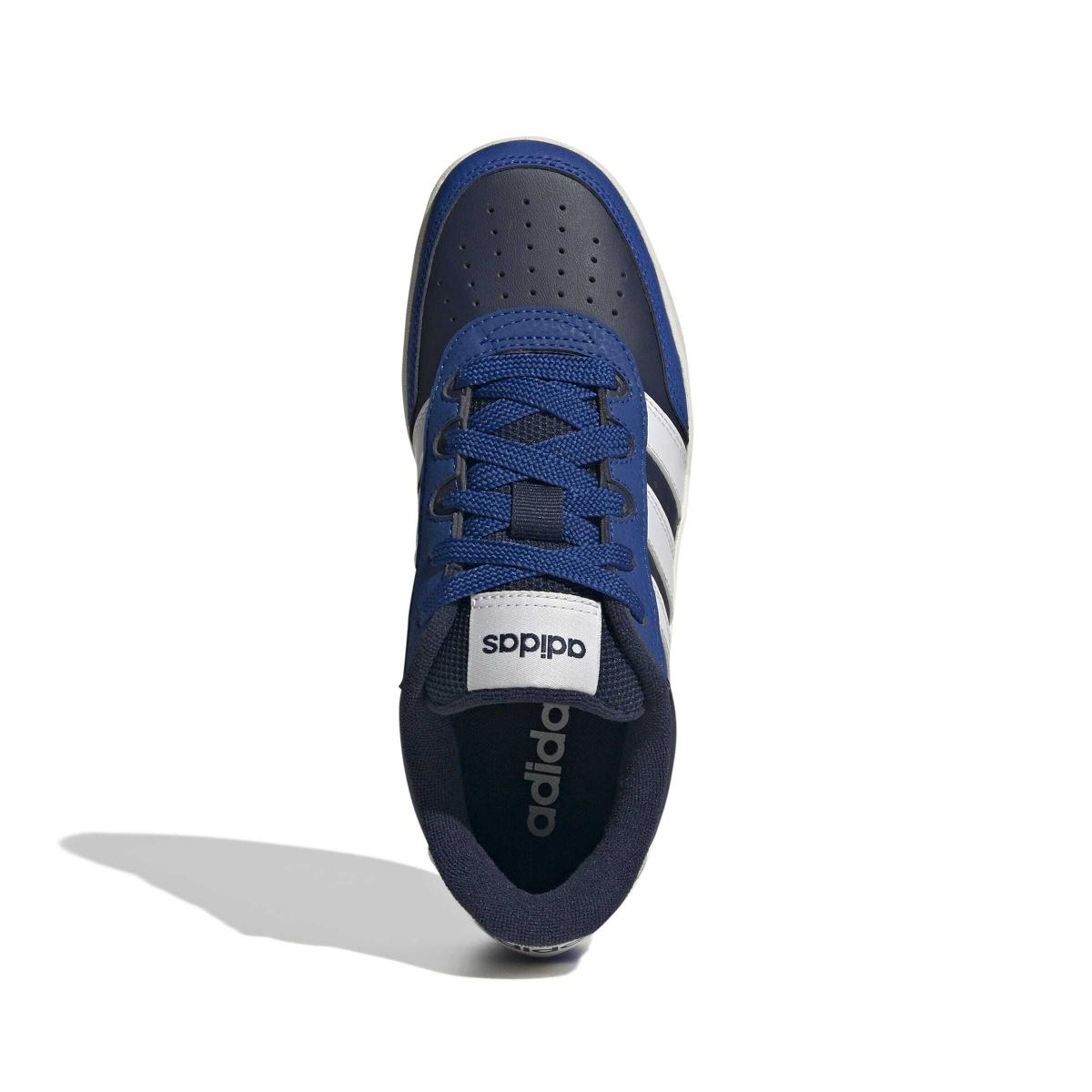 product/a/d/adidas_jq3062_3_footwear_photography_top_portrait_view_white-nw091625.jpg