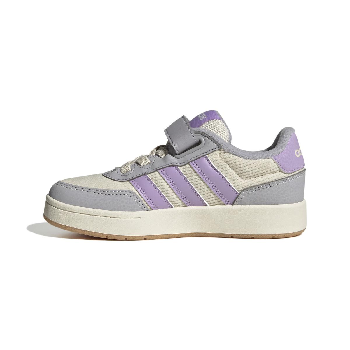 product/a/d/adidas_jq3107_5_footwear_photography_side_medial_center_view_white.jpg