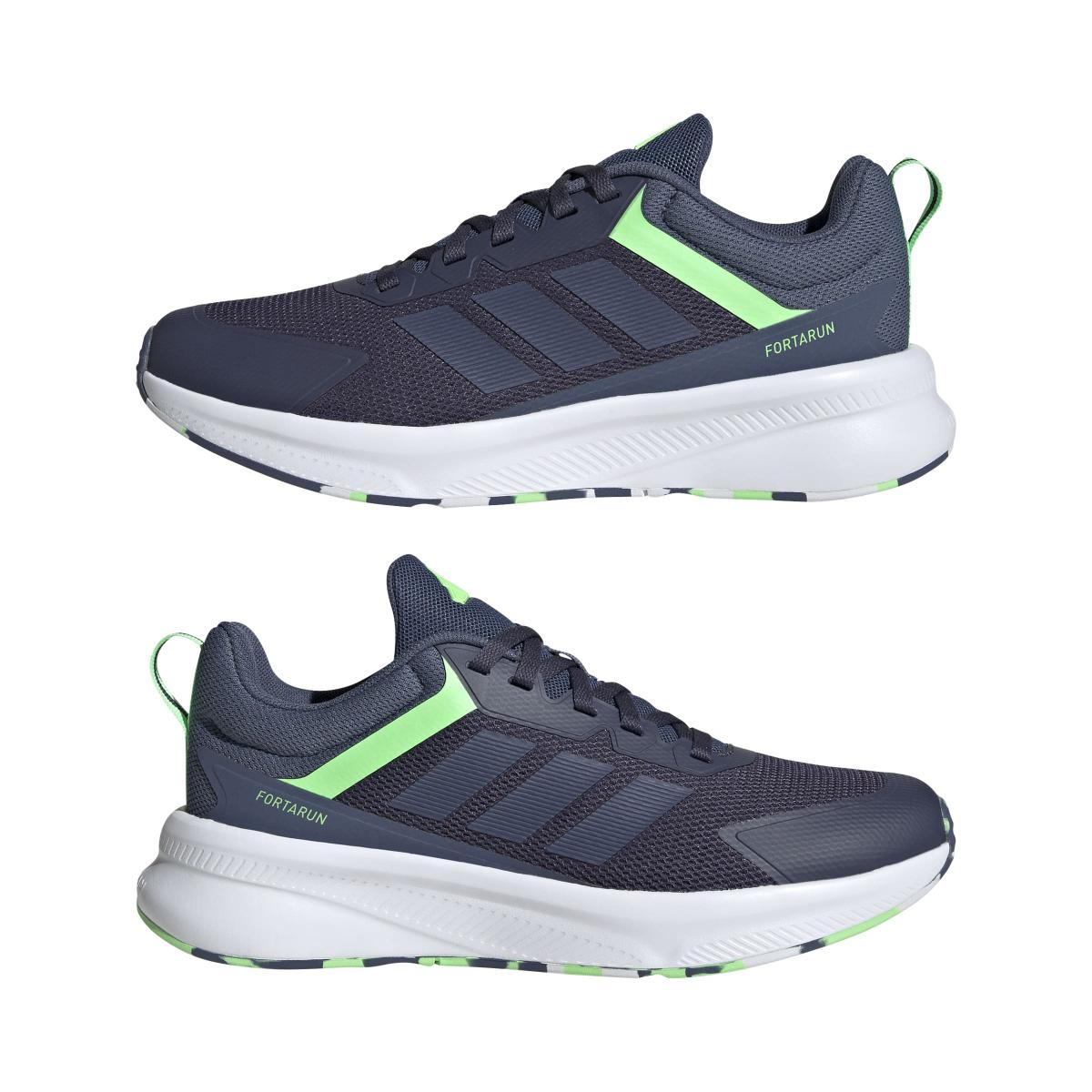 product/a/d/adidas_jq5173_10_footwear_photography_mirrored_pair_view_white.jpg