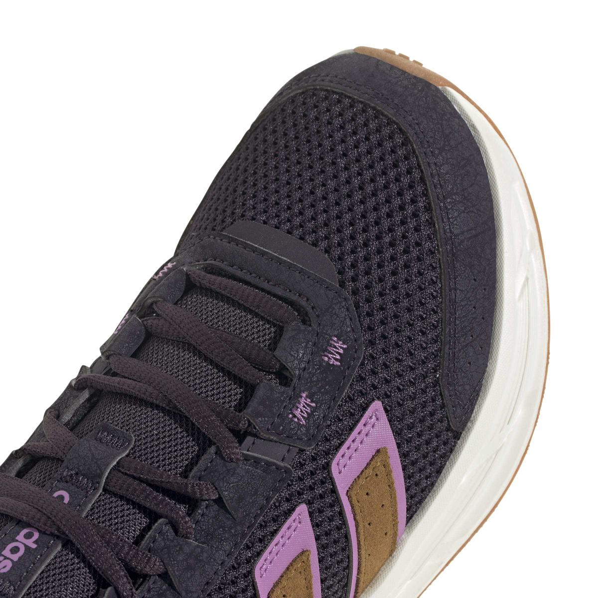 product/a/d/adidas_jq6090_9_footwear_photography_detail_view_2_white-nw091625.jpg
