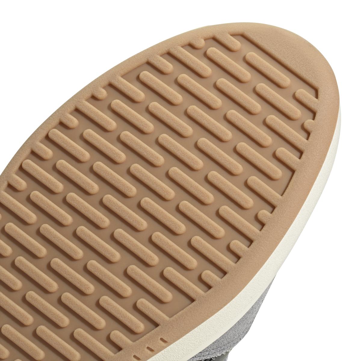 product/a/d/adidas_jq6109_cblack-ftwwht-grethr_9.jpg