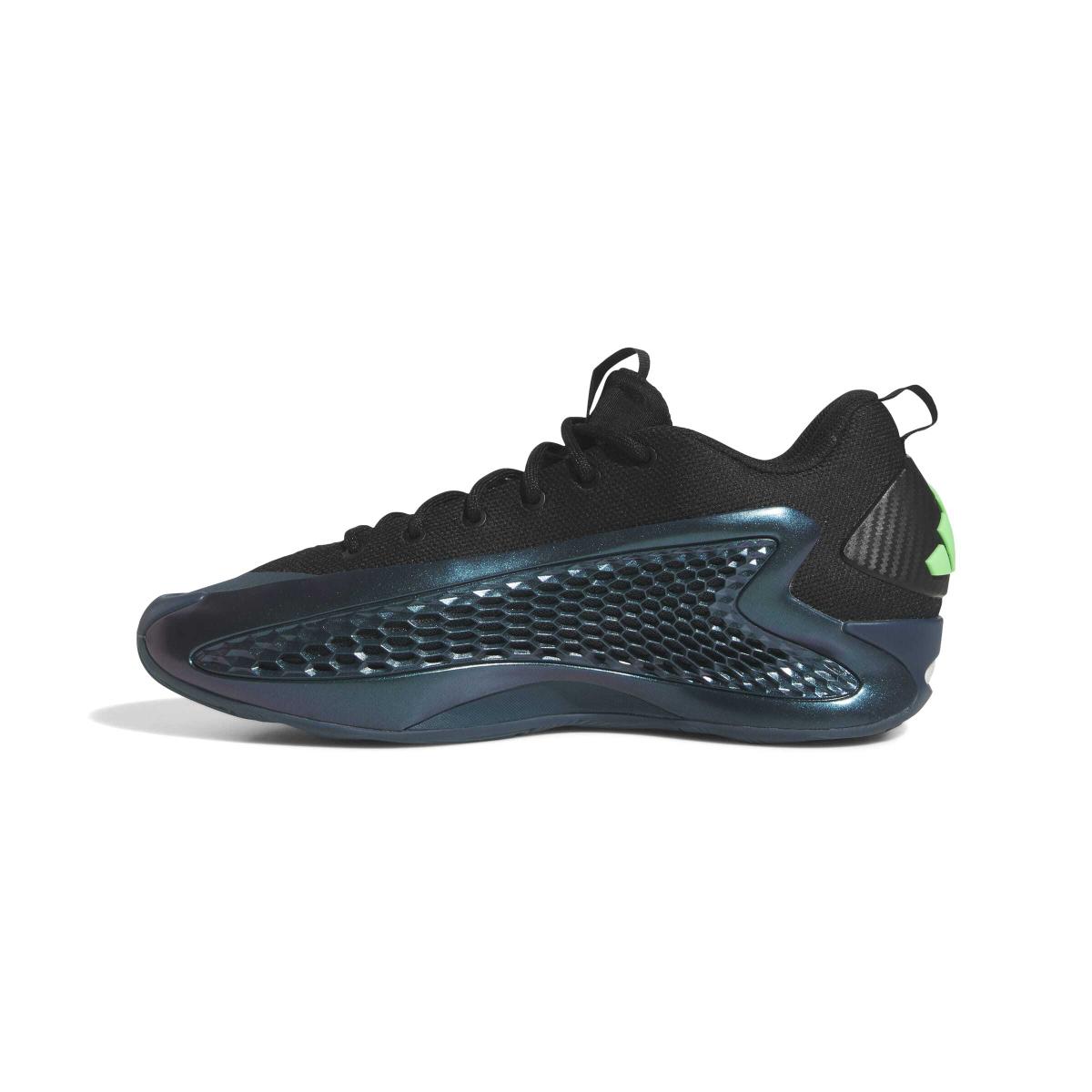 product/a/d/adidas_jq6135_5_footwear_photography_side_medial_center_view_white-nw091625.jpg