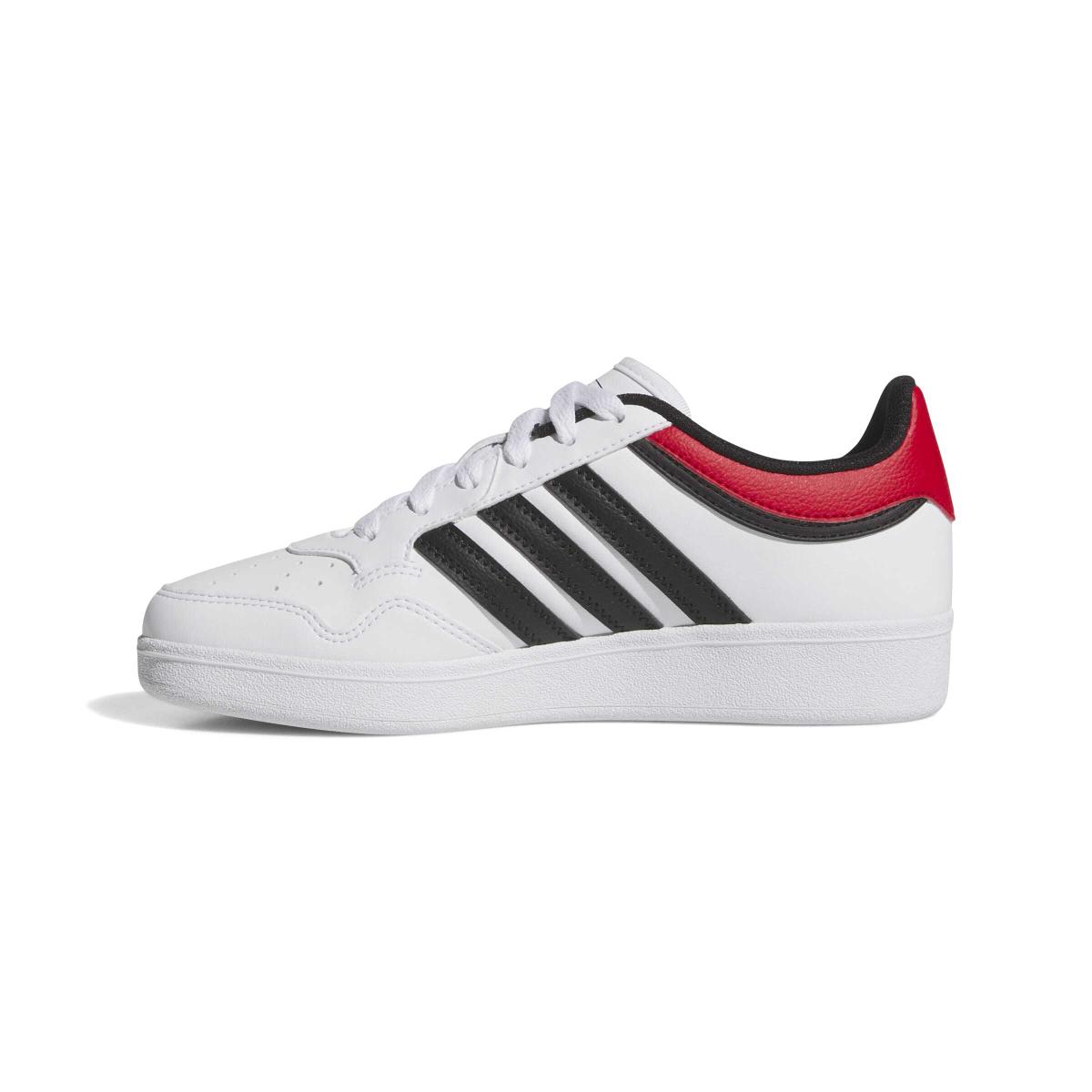 product/a/d/adidas_jq7852_5_footwear_photography_side_medial_center_view_white-nw091625.jpg