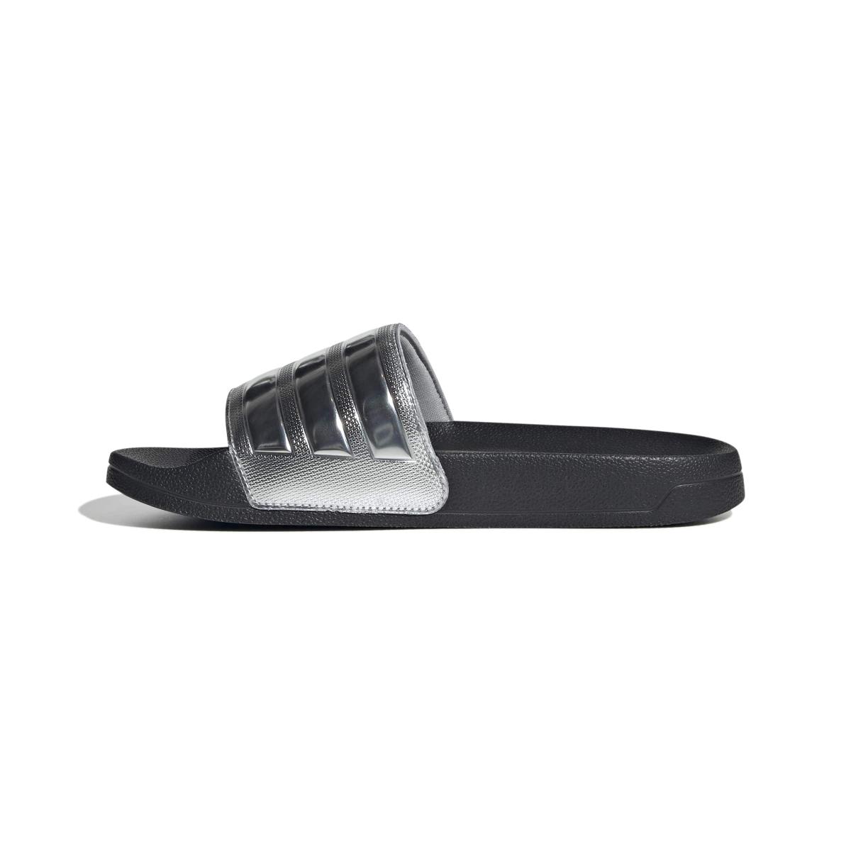 product/a/d/adidas_jq9282_5_footwear_photography_side_medial_center_view_white-nw091625.jpg