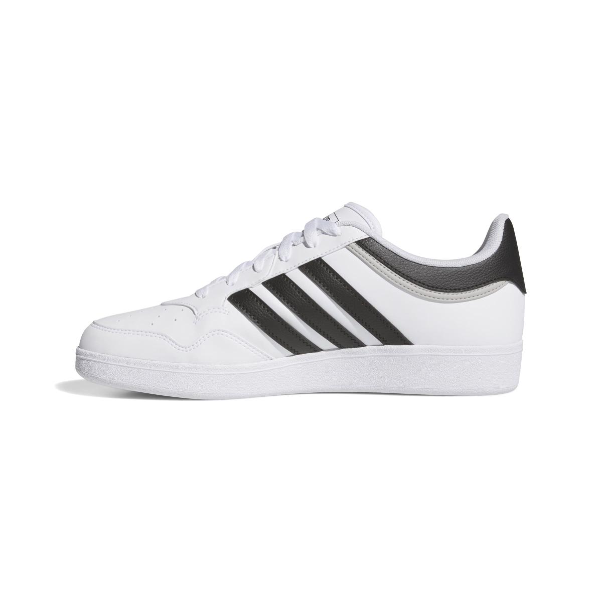 product/a/d/adidas_jq9985_5_footwear_photography_side_medial_center_view_white-nw091625.jpg