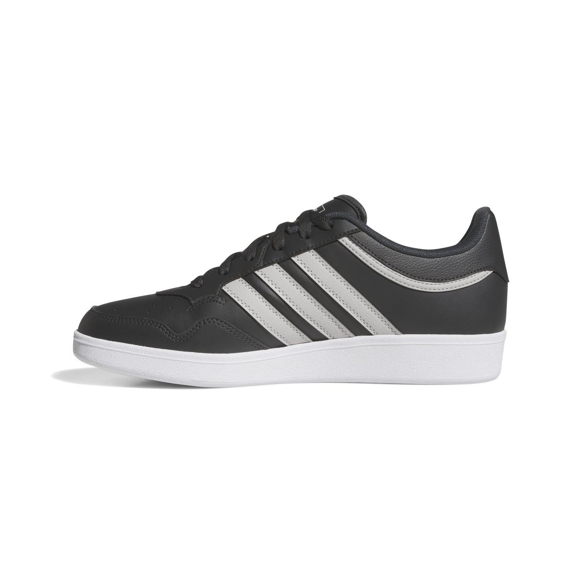 product/a/d/adidas_jq9992_5_footwear_photography_side_medial_center_view_white-nw091625.jpg