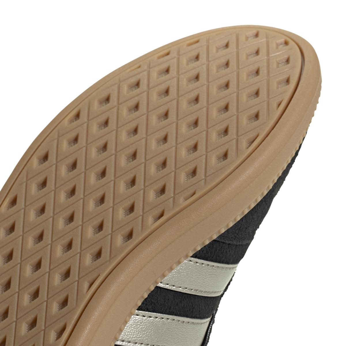 product/a/d/adidas_jr0685_cblack-cybemt-gum3_9.jpg