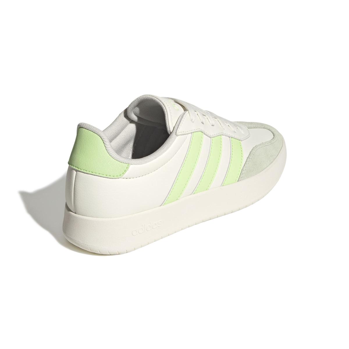 product/a/d/adidas_jr1190_7_footwear_photography_back_lateral_top_view_white-nw091625.jpg
