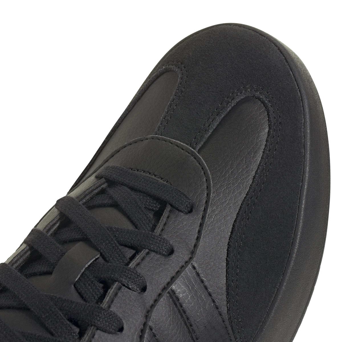 product/a/d/adidas_jr1321_8_footwear_photography_detail_view_1_white-nw091625.jpg